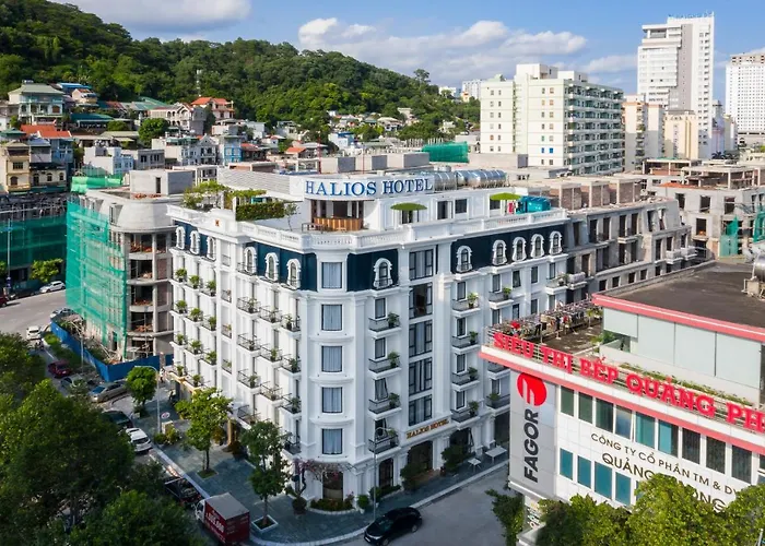 Khách sạn Nguyen Du 4*