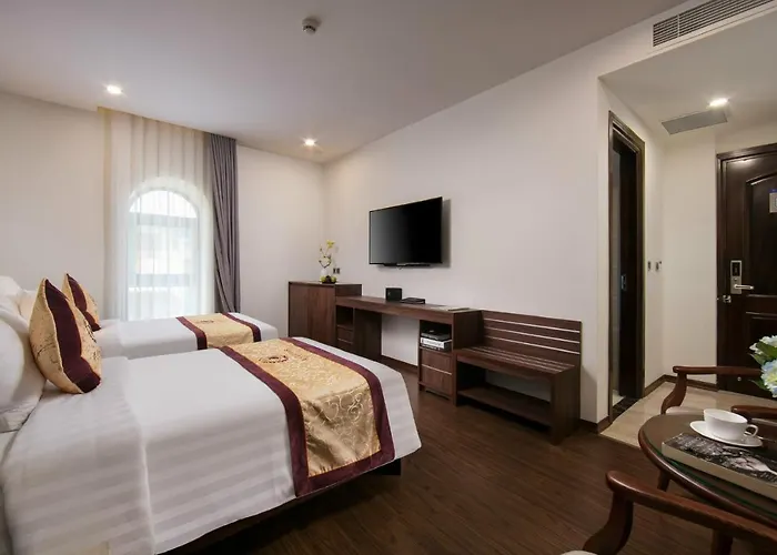 Khách sạn Nguyen Du 4*