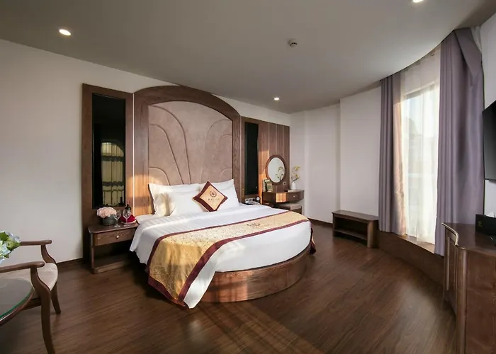 Nguyen Du Khách sạn Hạ Long